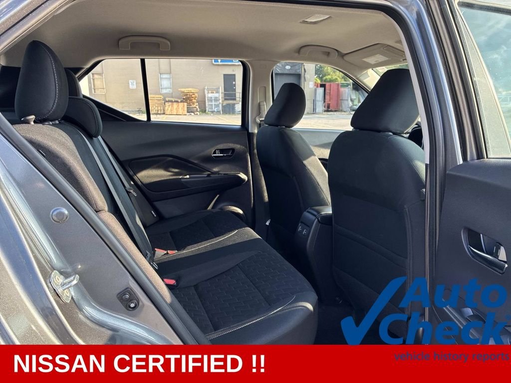 Used 2024 Gray Nissan SV image 10