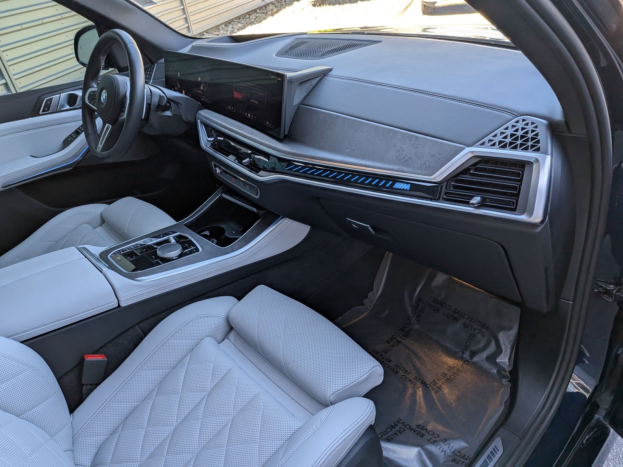 2025 BMW X5 M60i - Photo 29