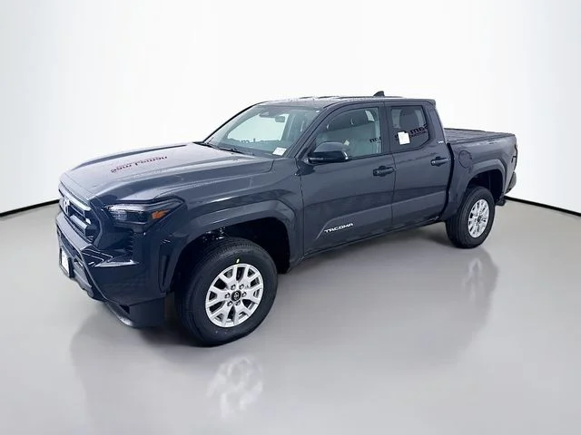 Used 2026  Toyota SR5 image 3