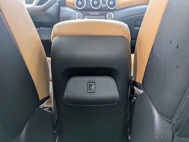 2025 Nissan Sentra SV - Photo 16