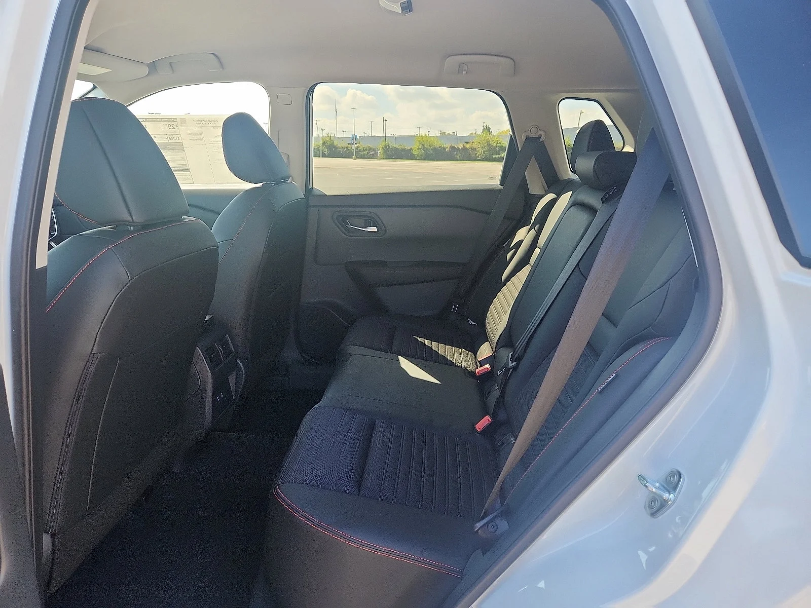2026 Nissan Rogue Rock Creek - Photo 6