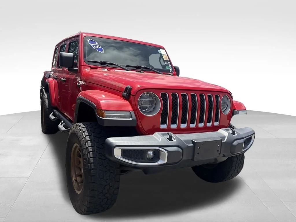 Used 2018 Red Jeep Unlimited Sahara image 8