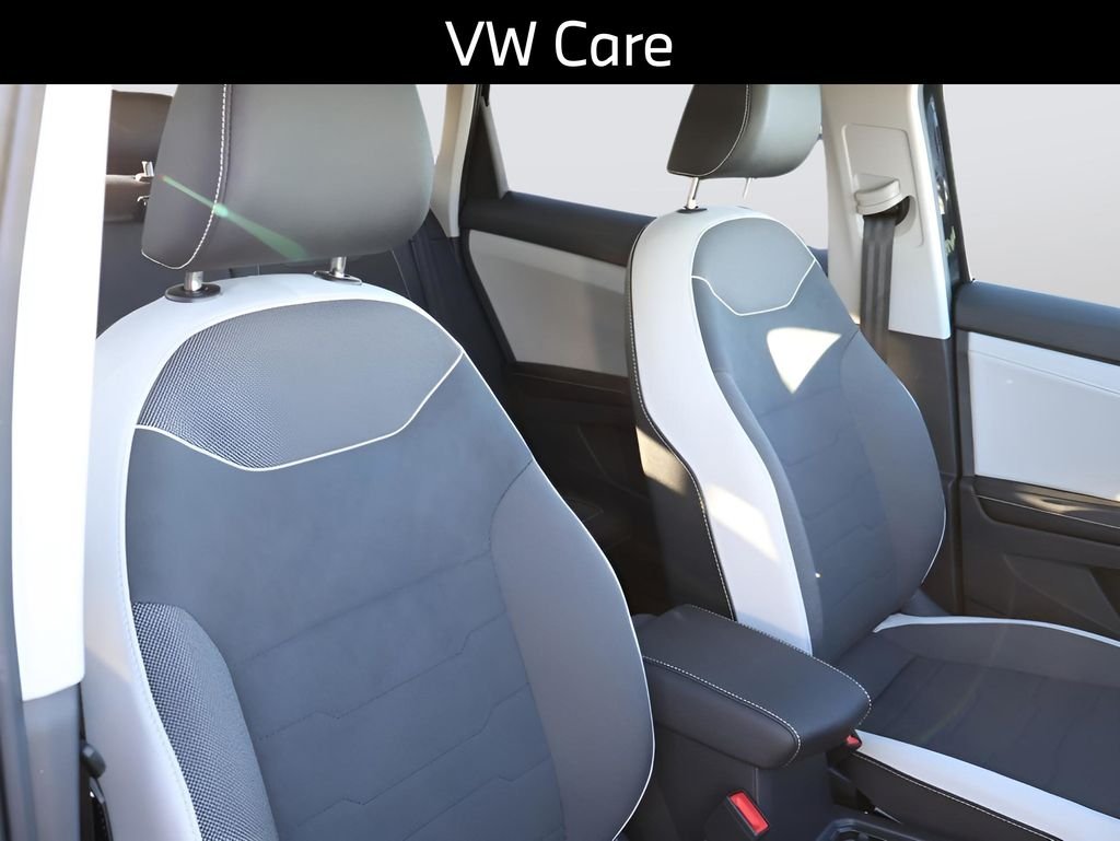 2025 Volkswagen Taos SE - Photo 15