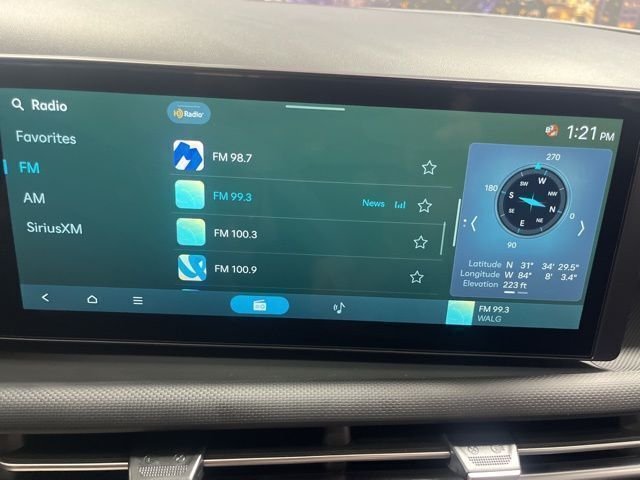 Used 2025 Gray Hyundai SEL image 17