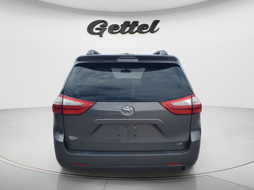 Used 2015 Gray Toyota LE image 6