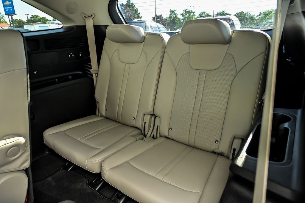 Used 2023 Gray Kia SX Prestige image 19