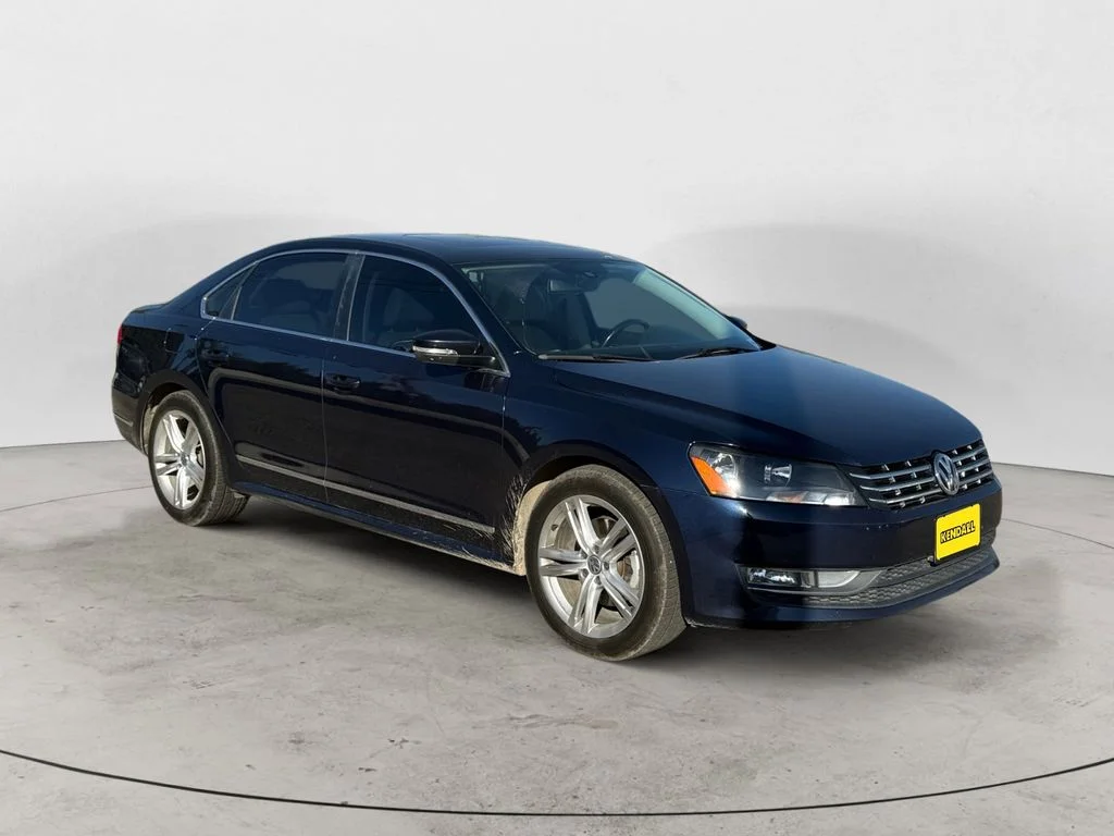 Used 2015 Blue Volkswagen TDI SEL Premium image 7
