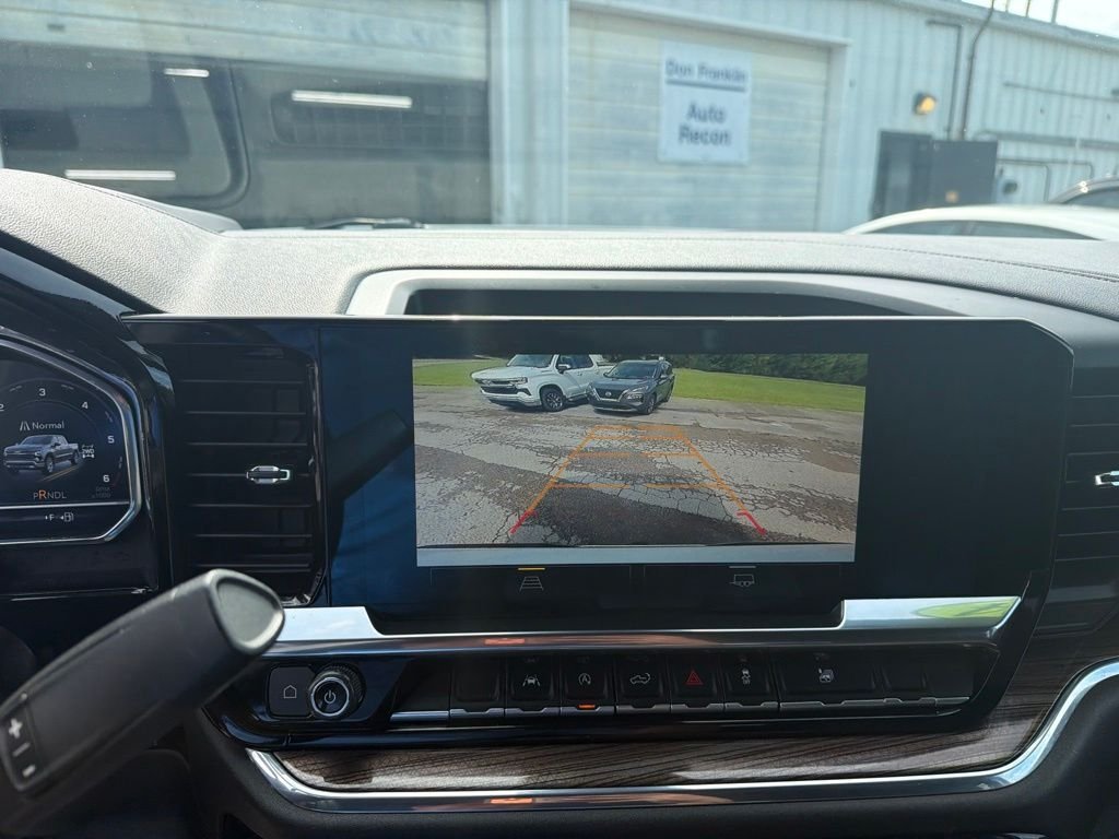 Used 2024 White Chevrolet LT image 18