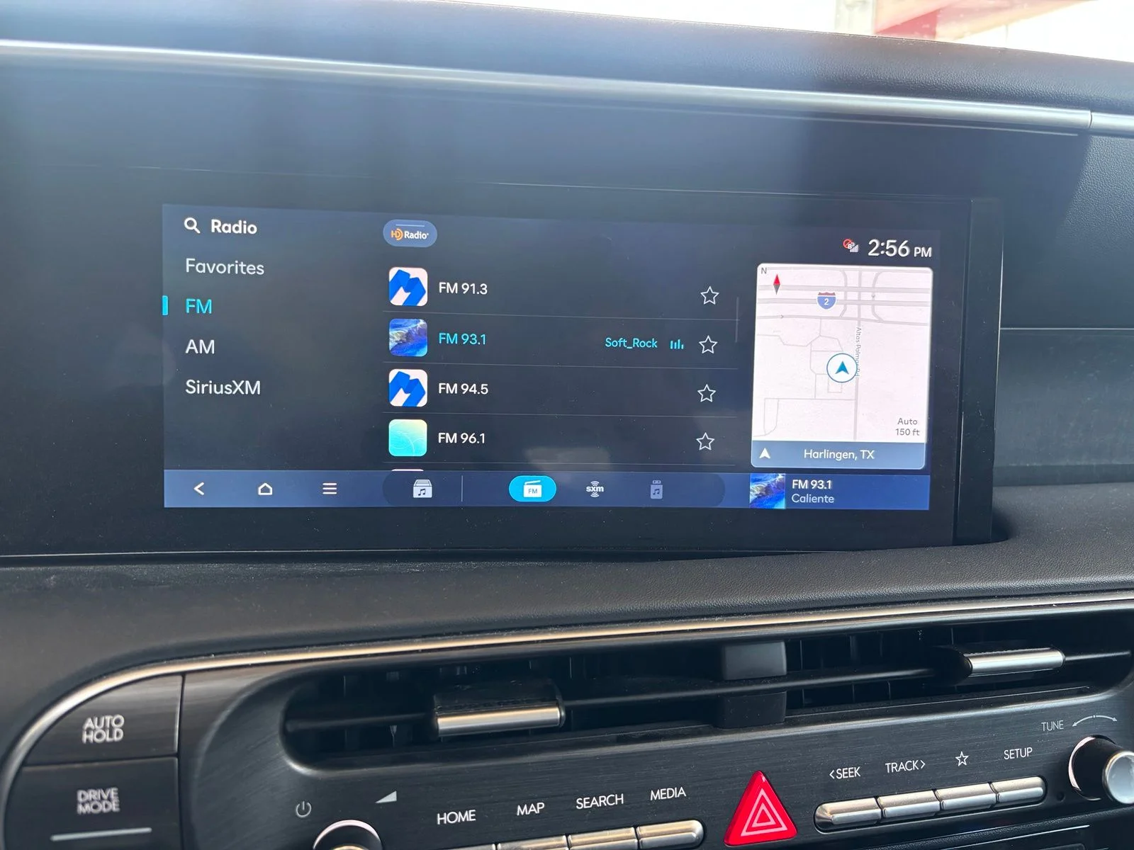 Used 2026 Black Hyundai SEL Convenience image 10