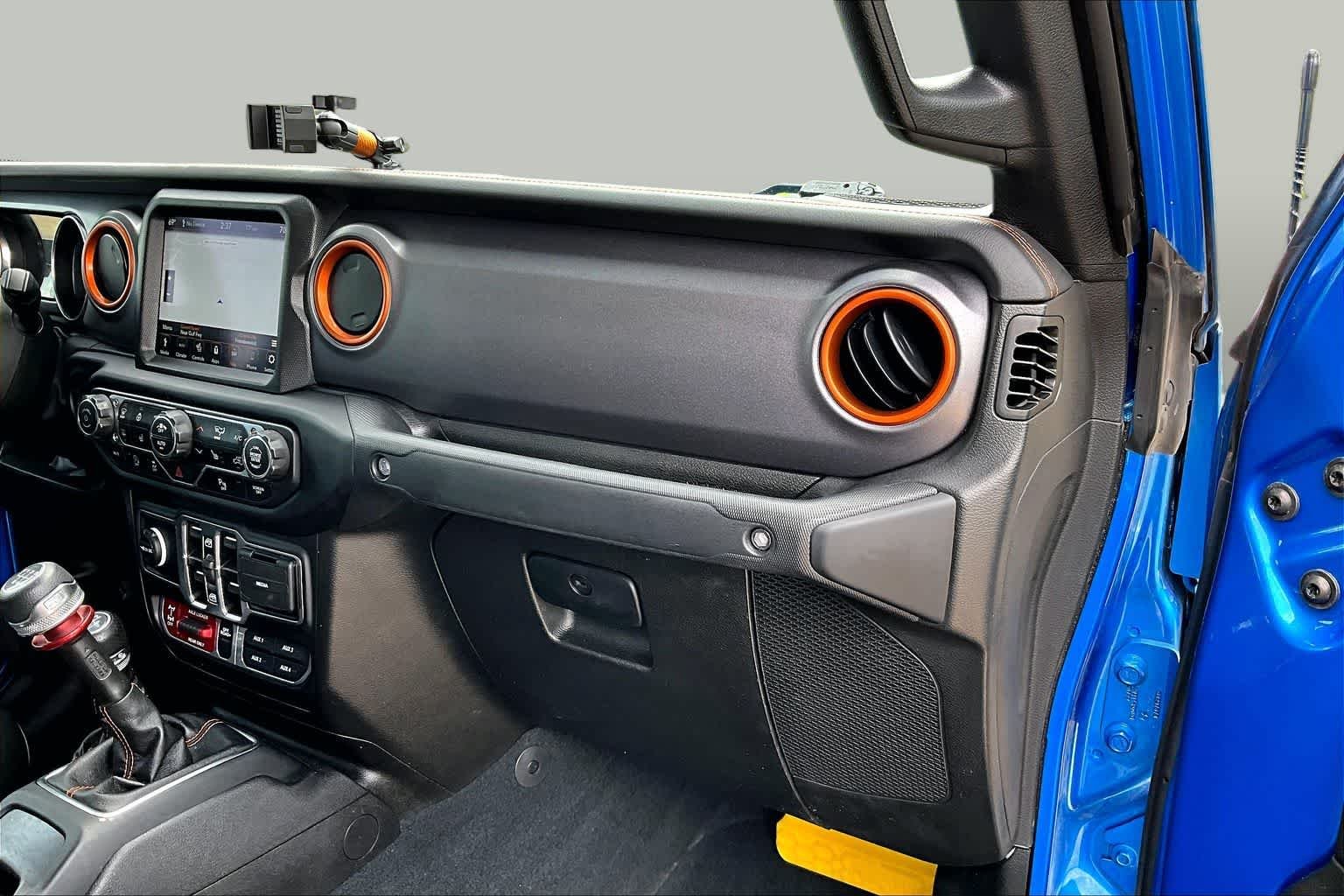 Used 2022 Hydro Blue Pearlcoat Jeep Mojave image 19