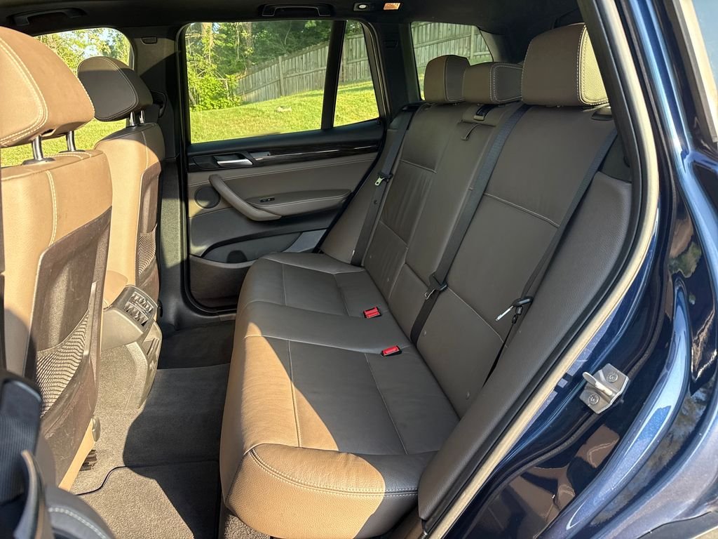 Used 2013 Blue BMW xDrive28i image 25