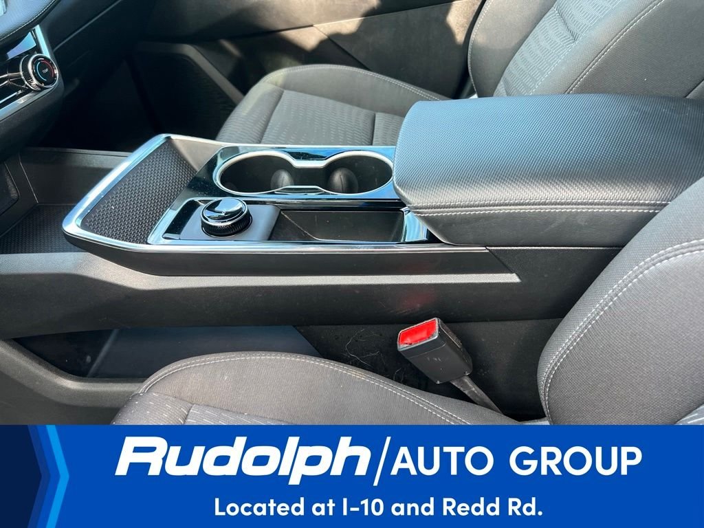 Used 2026 White Chevrolet LT image 32