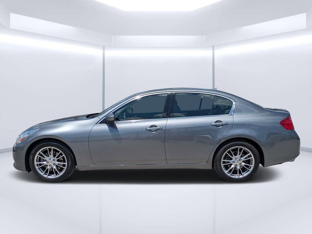 Used 2011 Gray INFINITI Journey image 6