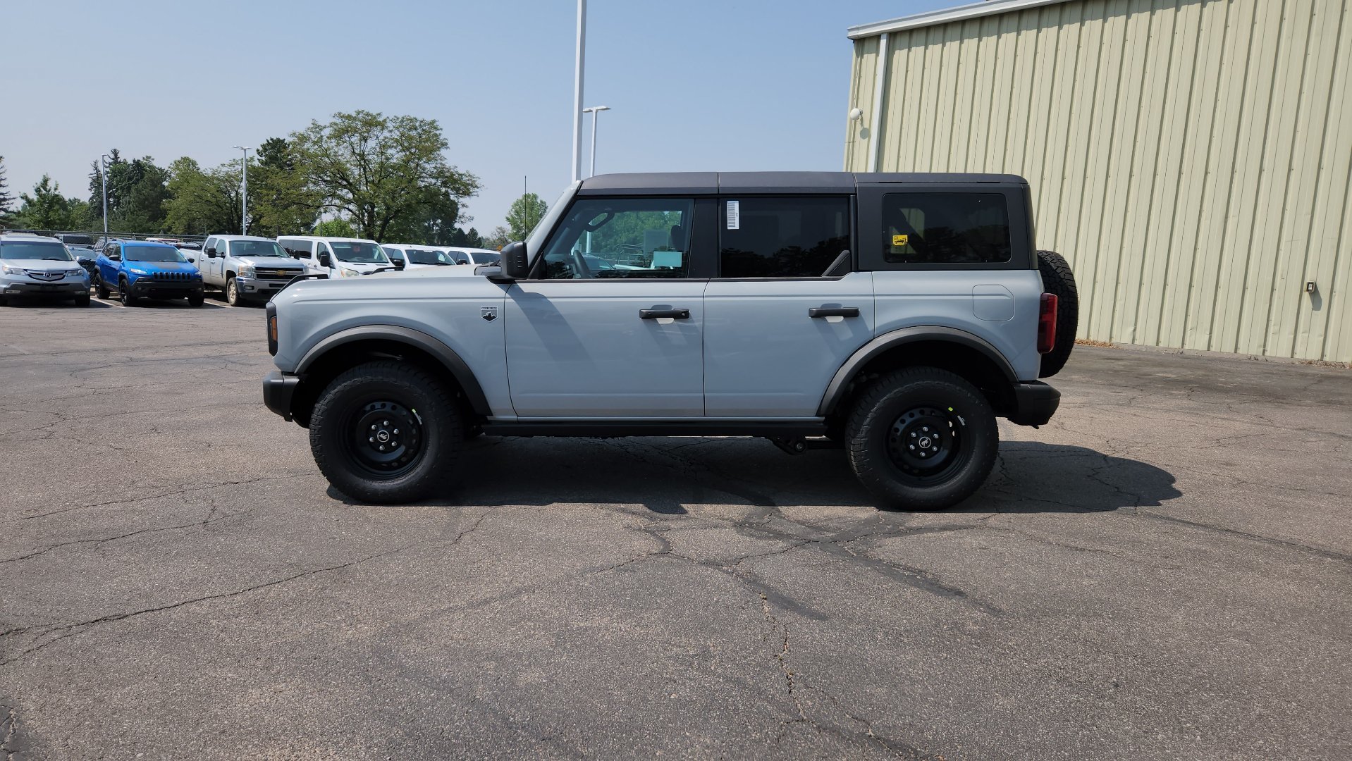 New 2026 Avalanche Gray Ford Big Bend image 3