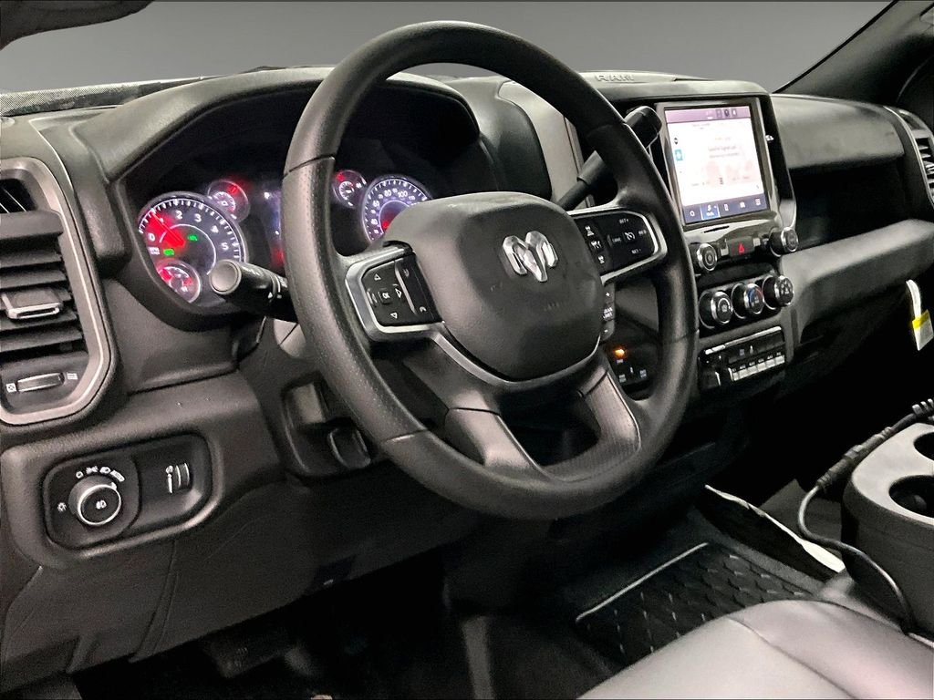 2026 RAM 3500 Chassis Tradesman - Photo 9