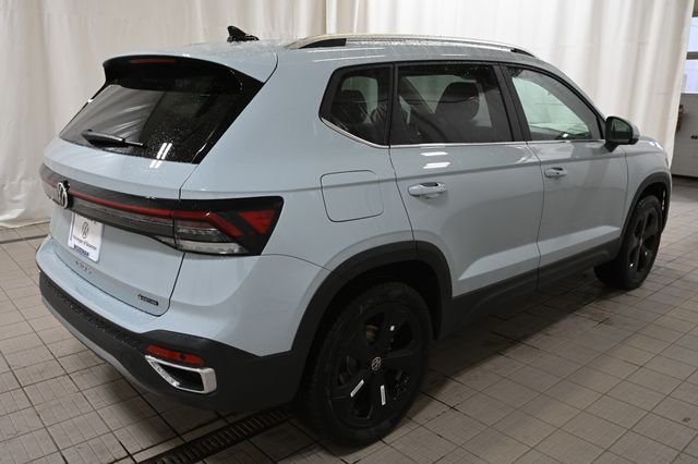 New 2026 Gray Volkswagen 1.5T SEL image 13