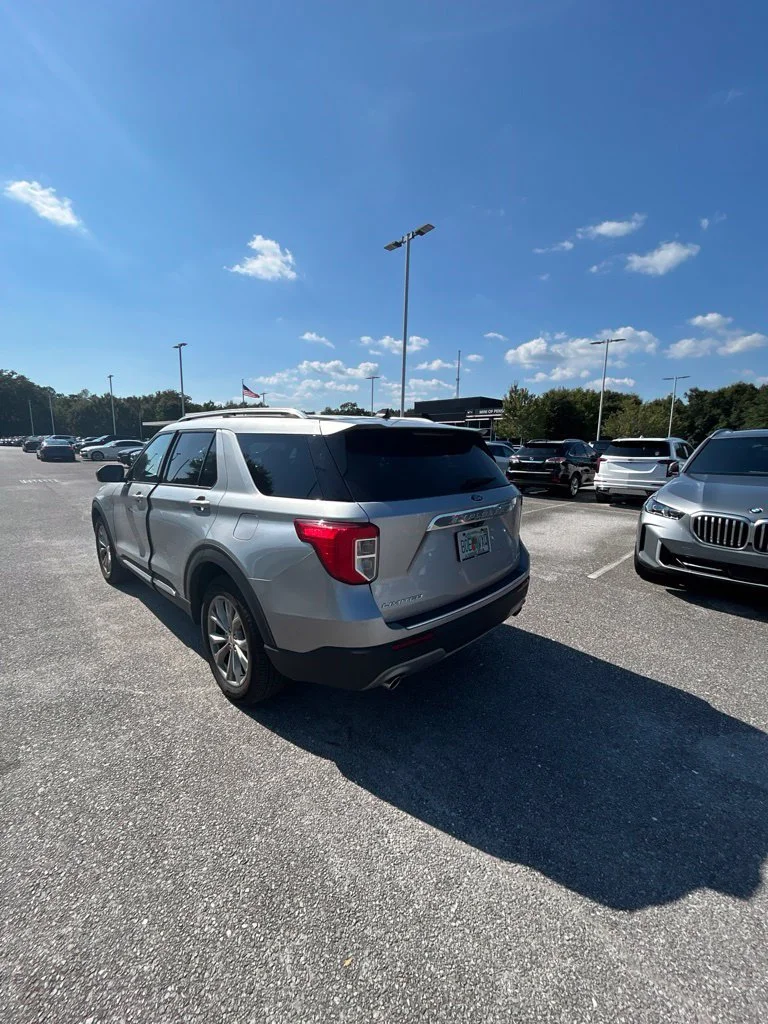 Used 2023 Silver Ford Limited image 5
