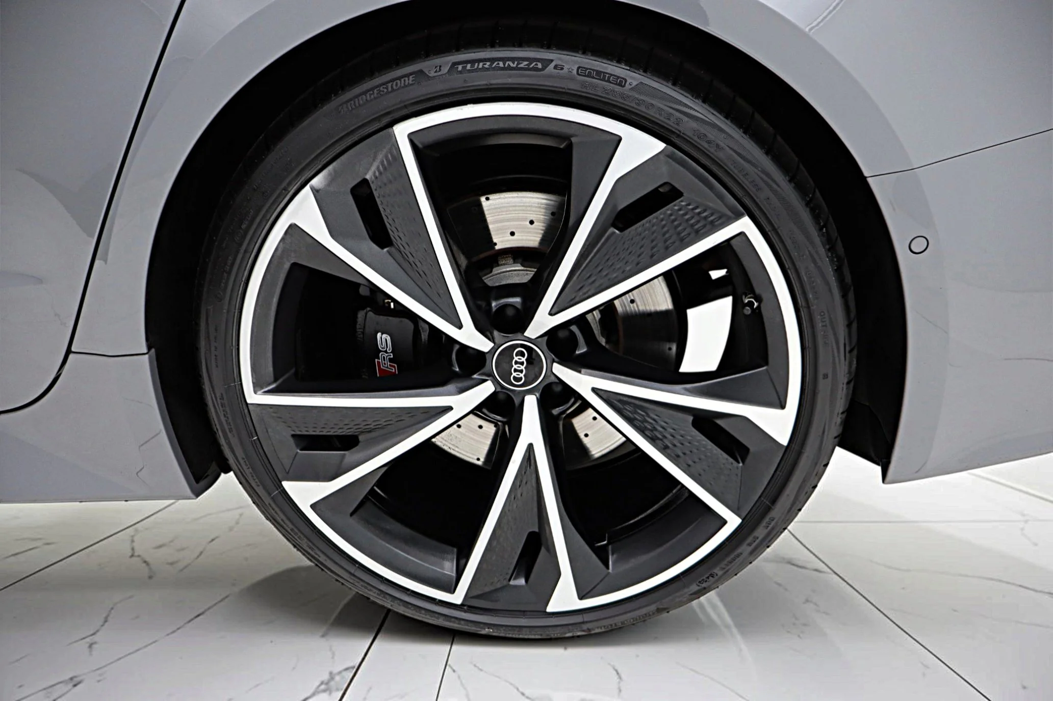Used 2022 Gray Audi  image 40