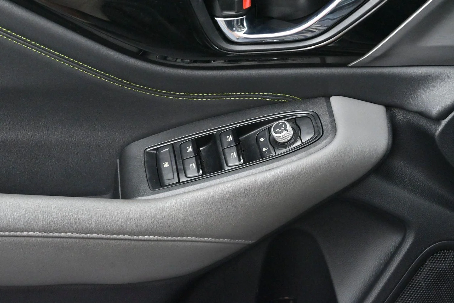 Used 2021 Crystal Black Silica Subaru Onyx Edition XT image 12
