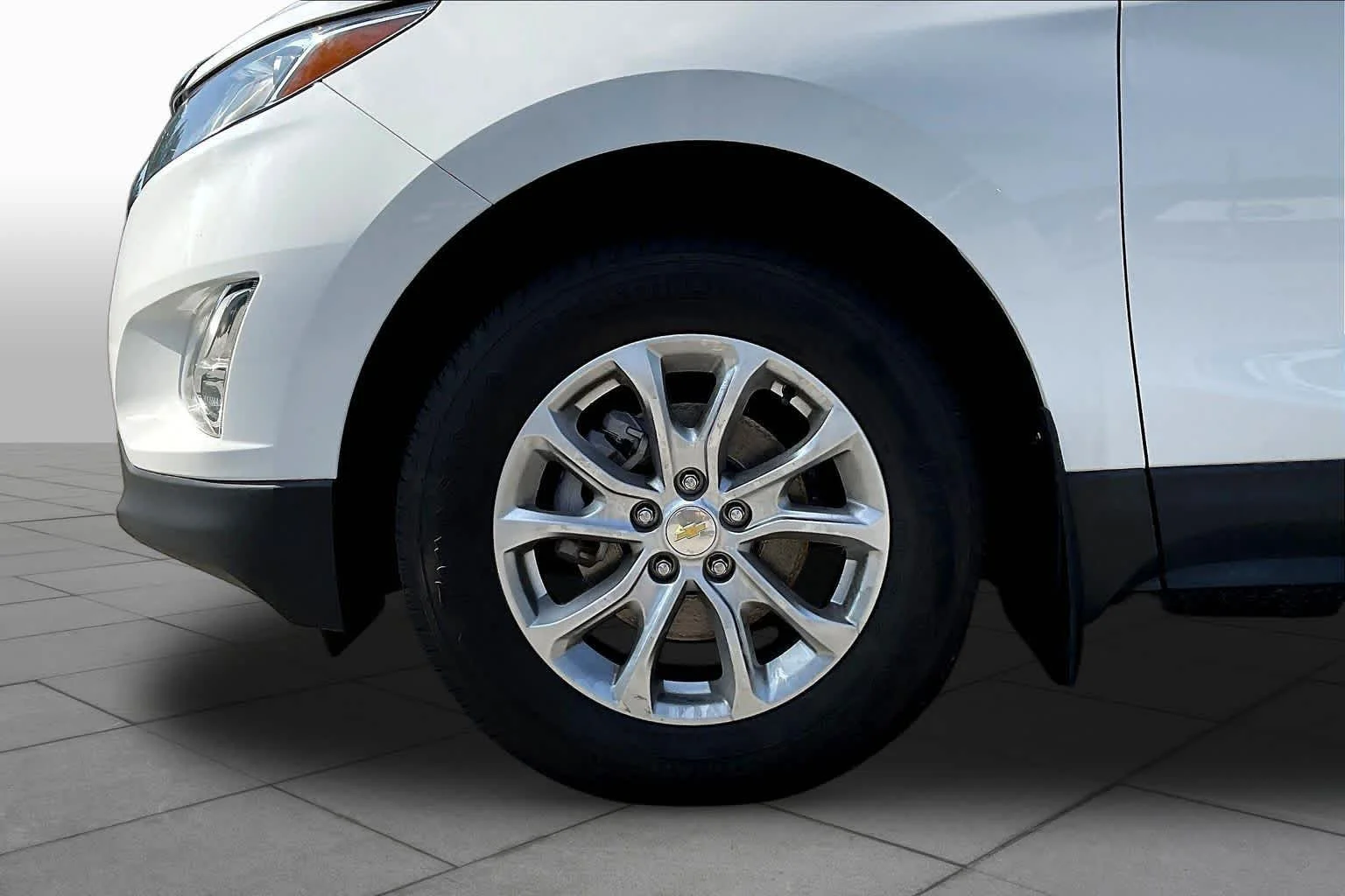 Used 2021 Summit White Chevrolet LS image 11