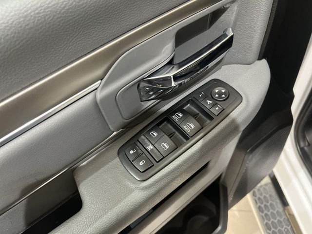 Used 2015 White Ram Lone Star image 20