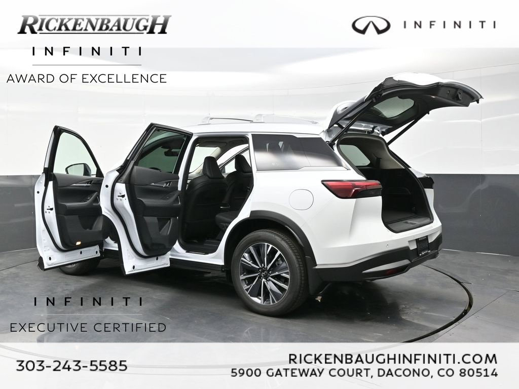 Certified Used 2026 White INFINITI LUXE image 49