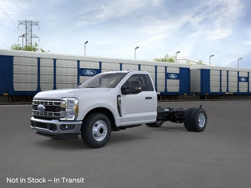 New 2026 Oxford White Ford XL image 16