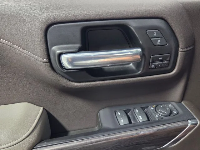 Used 2020 Gray Chevrolet LTZ image 29