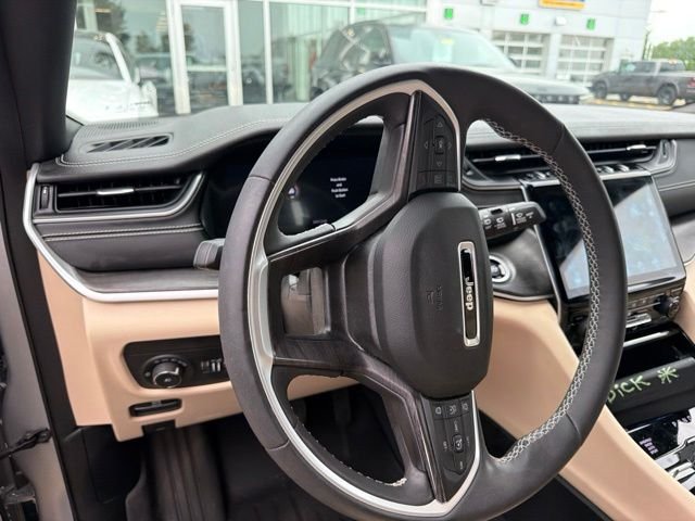 Certified Used 2023 Silver Jeep Limited image 7