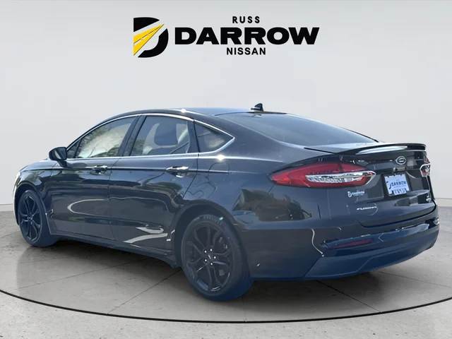 Used 2019 Black Ford SE image 3