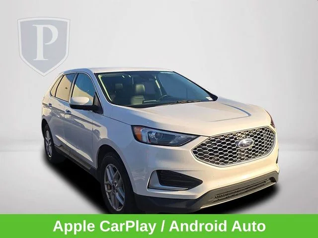 Certified Used 2024 White Ford SEL image 2