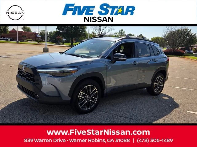 Used 2026  Toyota XLE image 3