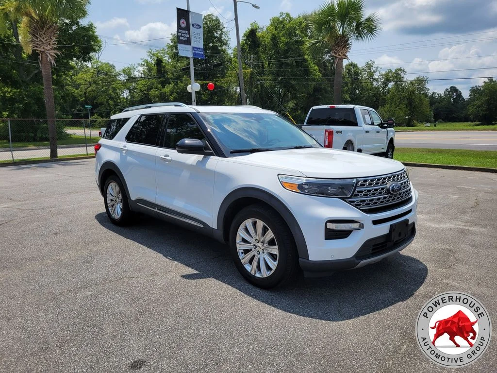 Used 2020 White Ford Limited image 8