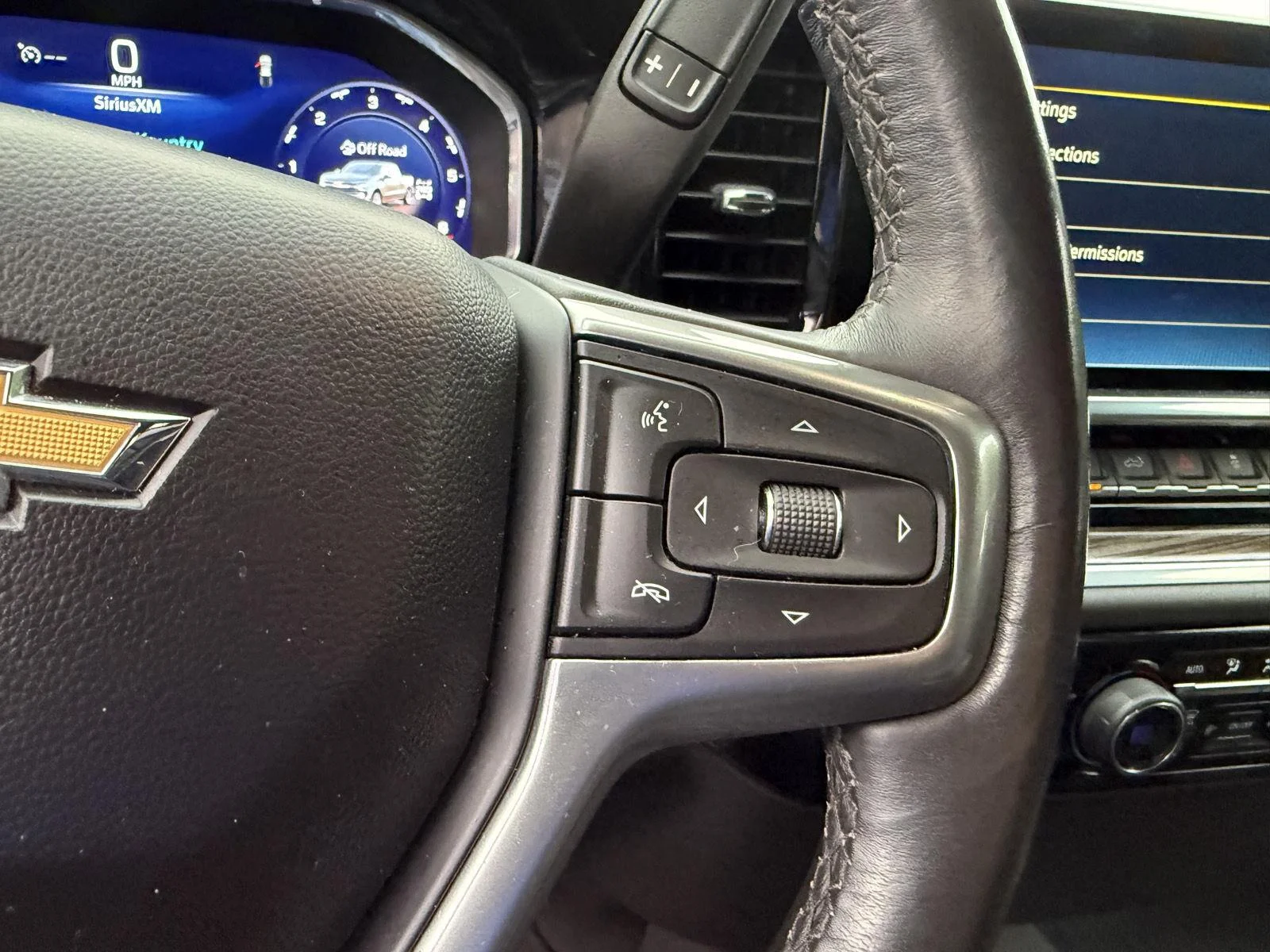 Used 2022 NORTHSKY BLUE METALLIC Chevrolet LT image 15