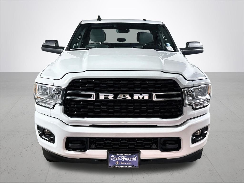 Used 2022 White Ram Big Horn image 3
