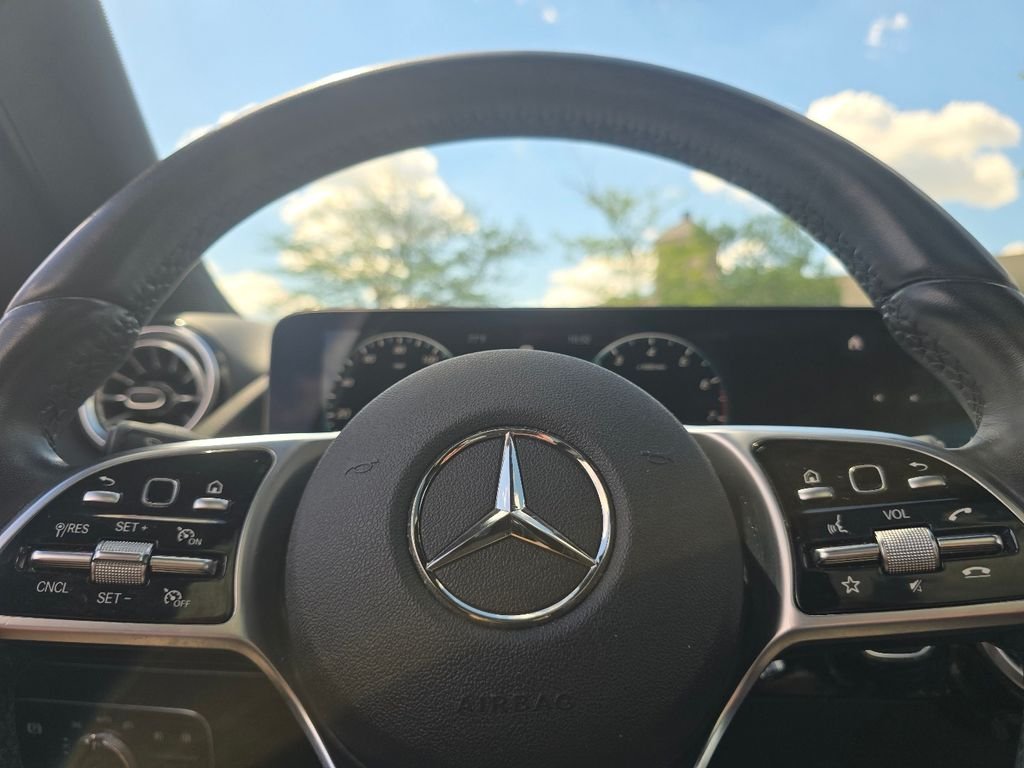 Certified Used 2022 Night Black Mercedes-Benz GLA 250 image 26