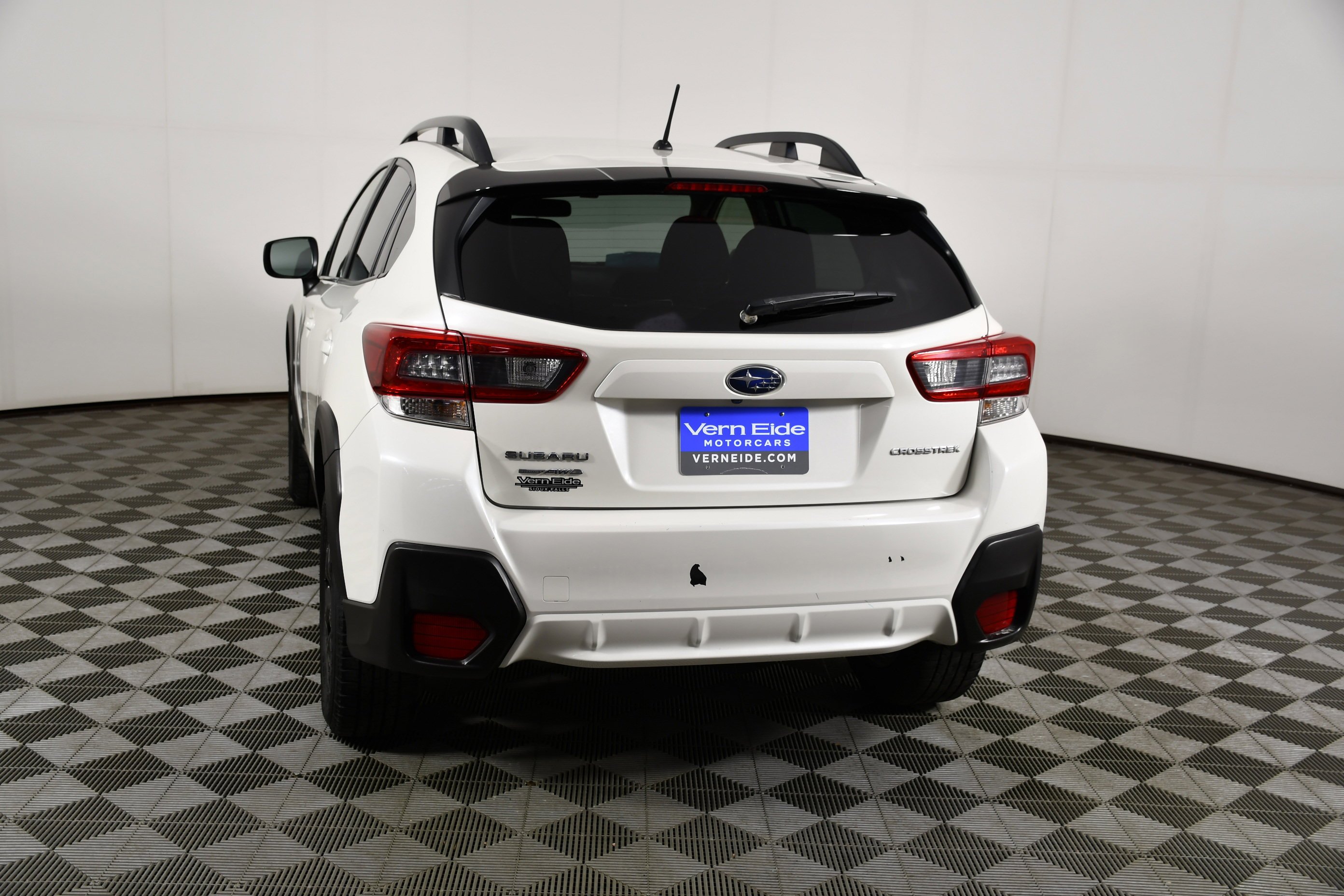Used 2023 Crystal White Pearl Subaru Base image 7