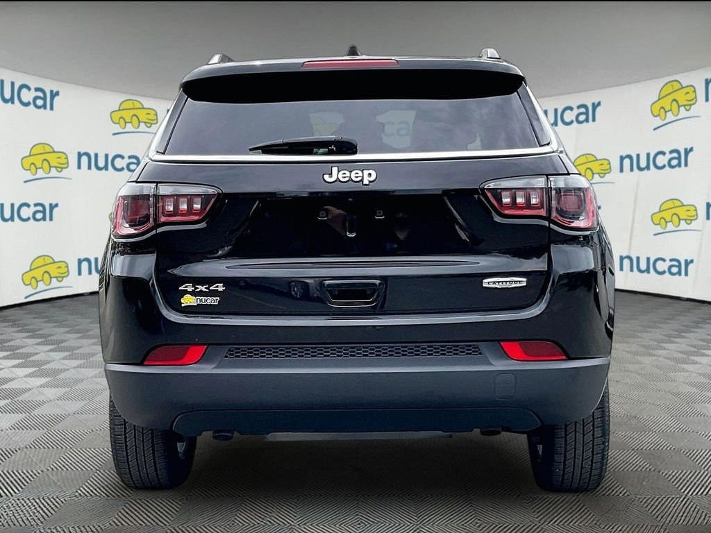 Used 2024 Black Jeep Latitude image 5