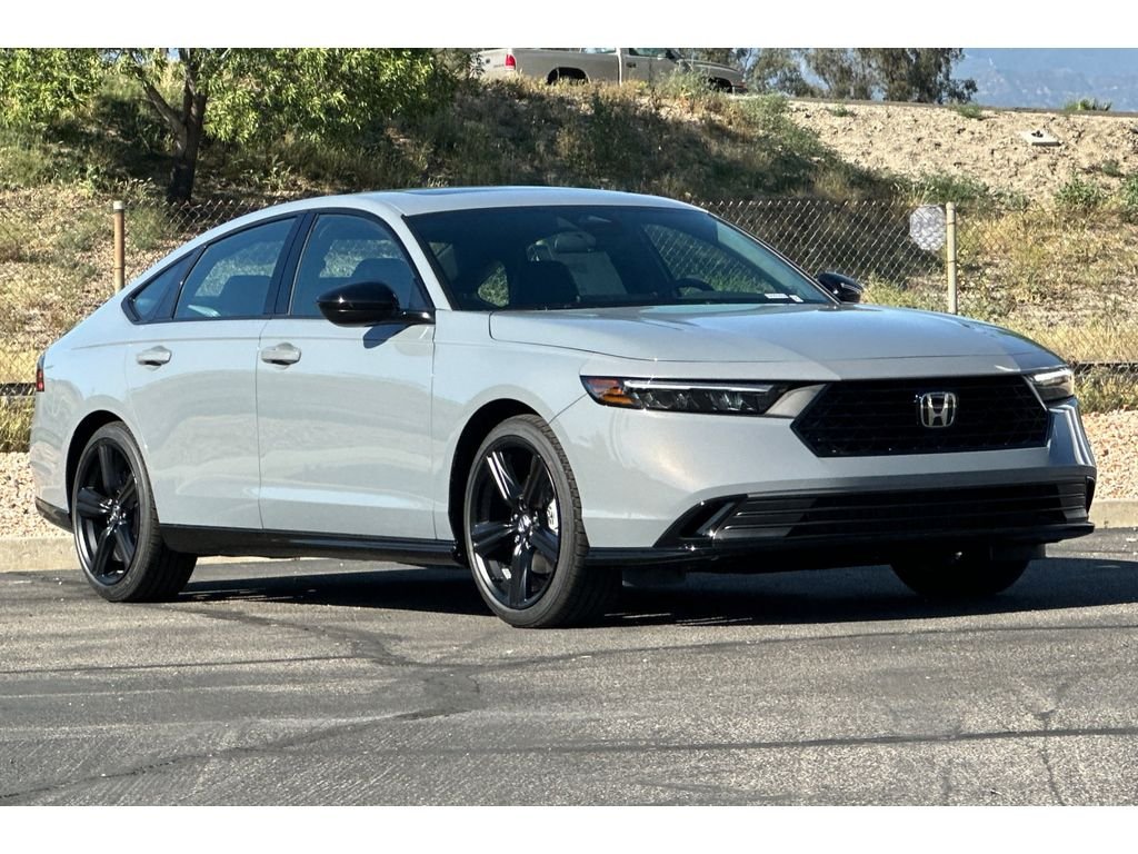 New 2026 Urban Gray Pearl Honda Sport-L image 2