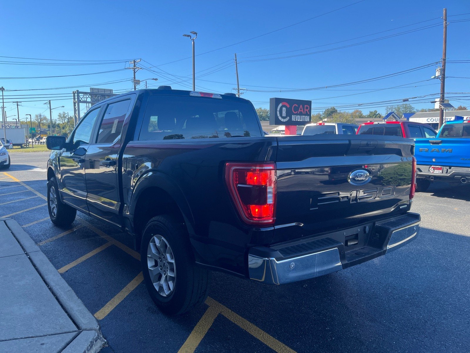 2023 Ford F-150 XLT photo 4