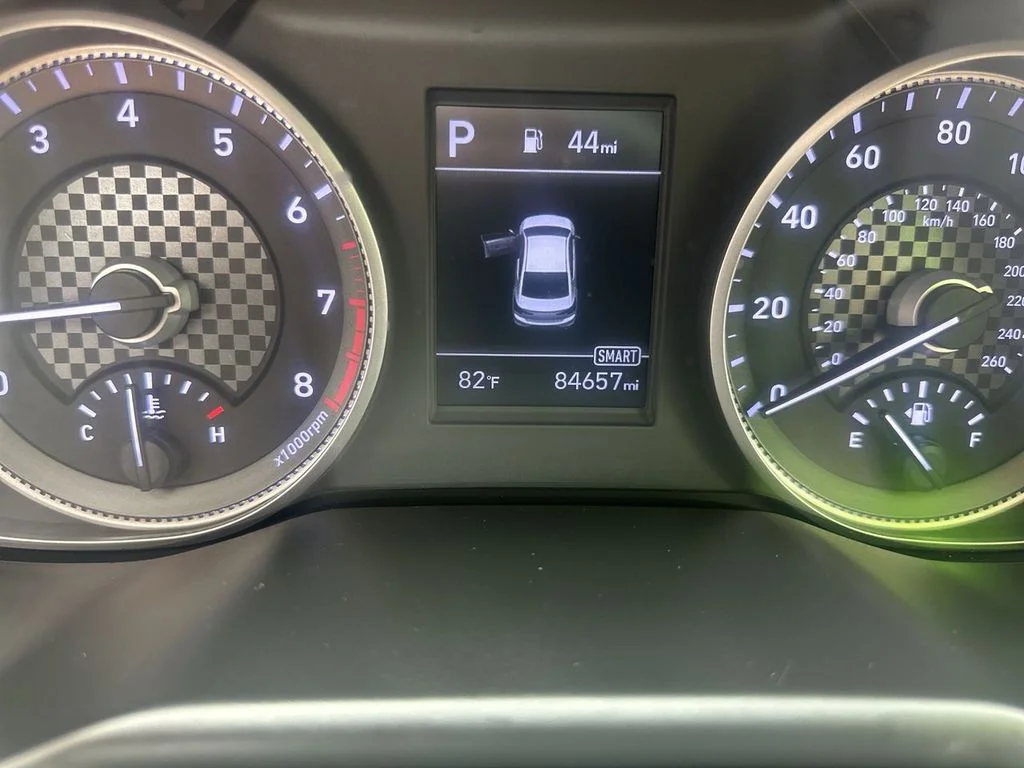 Used 2020 Silver Hyundai SEL image 22