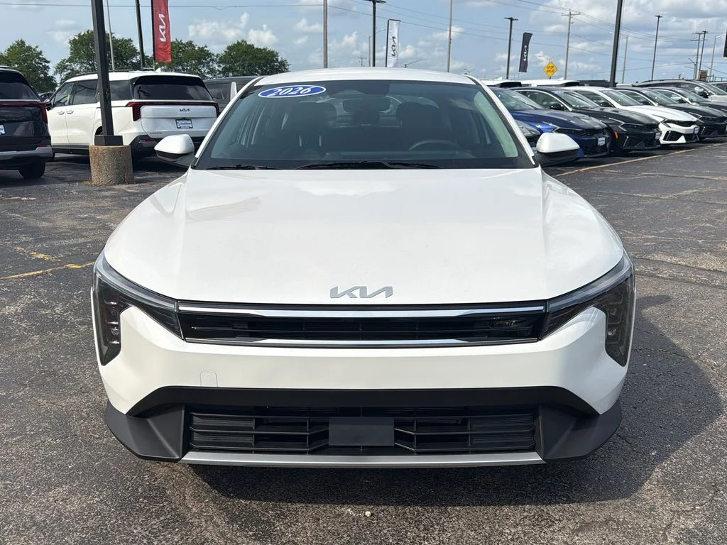 New 2026 White Kia EX image 8