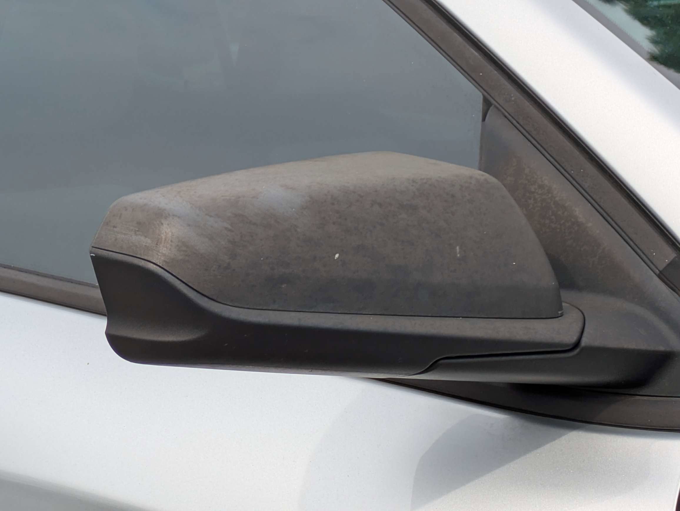 Used 2020 Silver Ice Metallic Chevrolet LS image 11