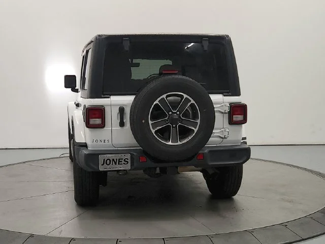 Used 2023 White Jeep Sahara image 7