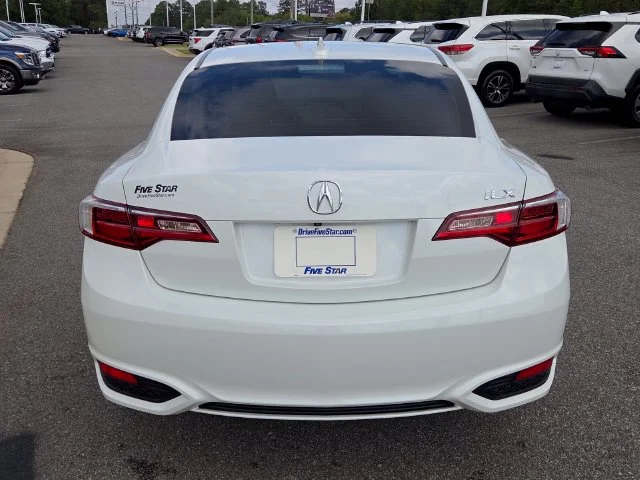 Used 2018  Acura 2.4L image 13