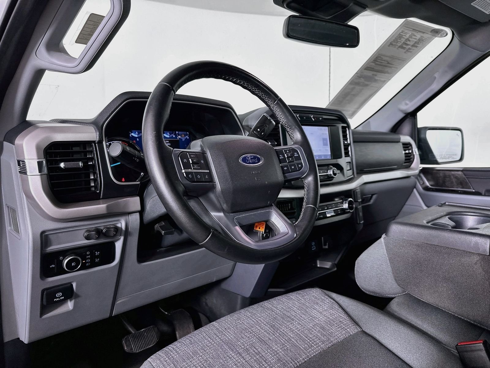 Used 2023 White Ford XL image 10