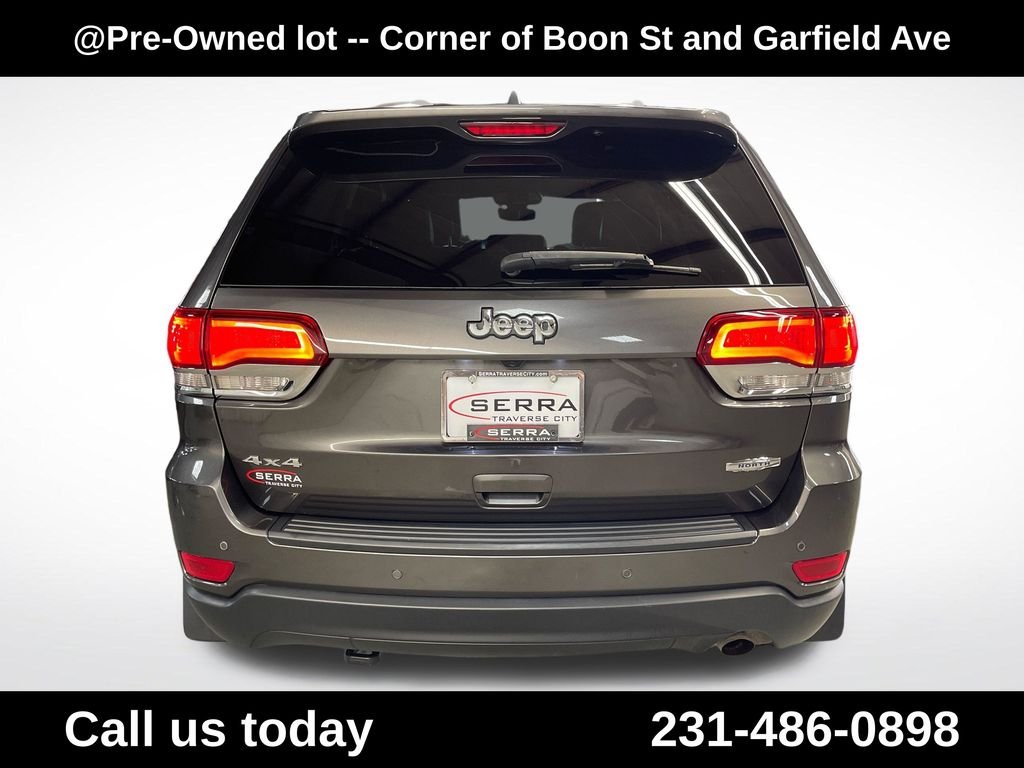 Used 2020  Jeep Laredo image 4