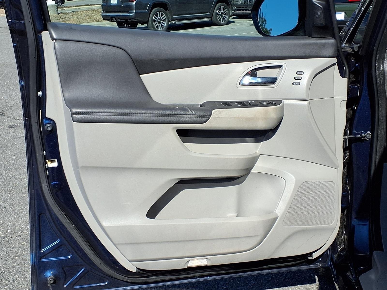 Used 2015  Honda  image 5