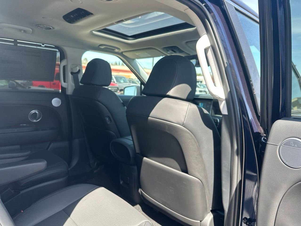 New 2026 Blue Hyundai SEL Premium 7P image 34