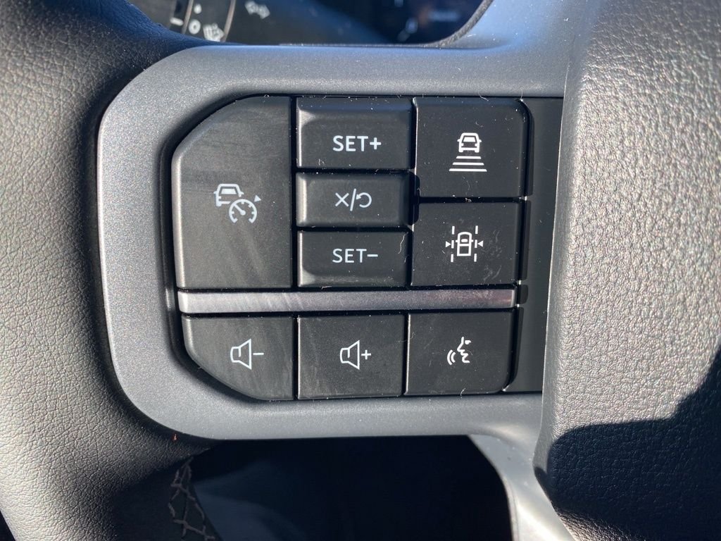 2025 Ford F-150 Lariat - Photo 18